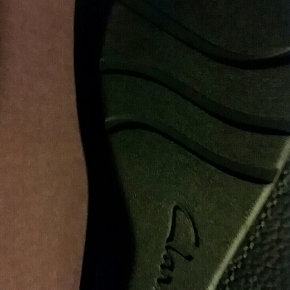 Clarks - Picture 4 of 8